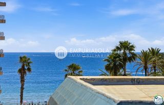 Piccolo appartamento in Calle roca llarga. A150 metros de la playa con vistas al mar, licencia turistica.