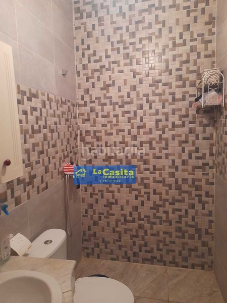 Foto ebd8eb80-c99f-4b76-b818-dfa9cb4f26cd. Casa amb calefacció a Valenzuela de Calatrava