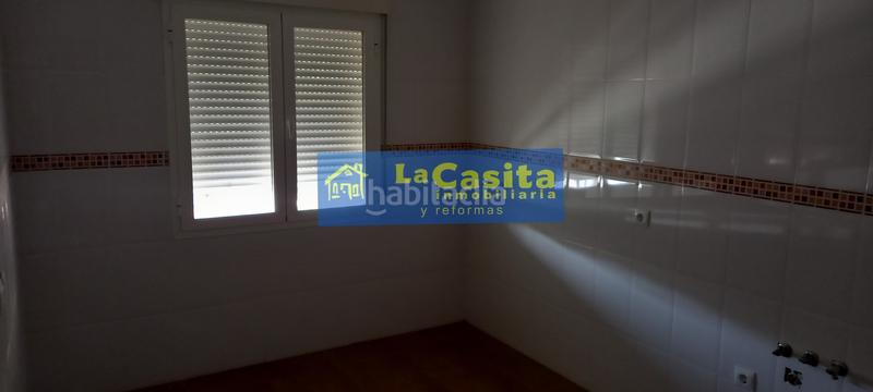 Foto e4cd95c0-92c9-4860-9709-e90aaa4d6d98. Casa amb calefacció aparcament a Torralba de Calatrava