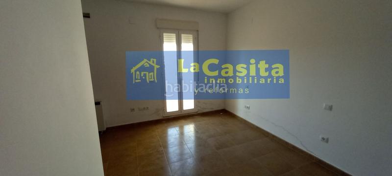 Foto ede00b8b-737f-4e85-8b15-efef7d8c1760. Casa amb calefacció aparcament a Torralba de Calatrava