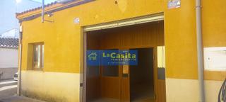 Local Comercial a Calle doctor fleming 15. Se vende dos locales