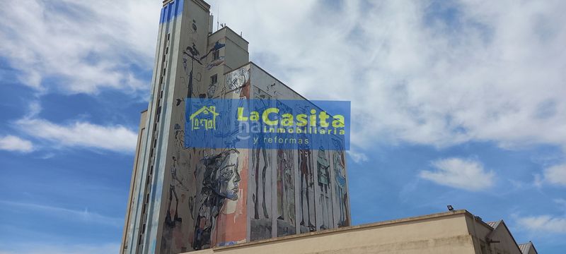 Foto 27e1a81f-b5a0-495d-b6eb-8c45c8964454. Lloguer local comercial a Almagro