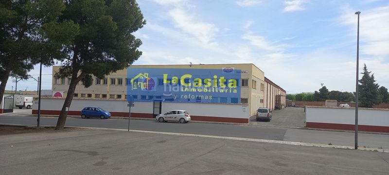Foto 65a35e96-8dd3-454c-a347-04039f8fff17. Lloguer local comercial a Almagro