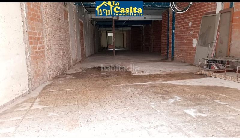 Foto e0273954-a2cc-4893-9002-80b45dbc7733. Local comercial a Almagro