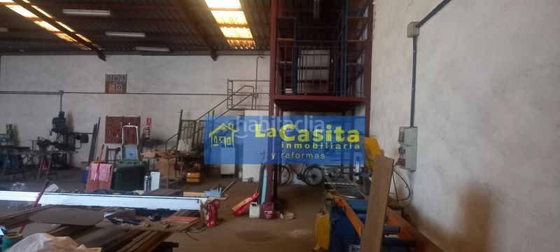 Foto 9c7f1049-13ef-4679-846c-0f011bc97437. Nau industrial a Almagro