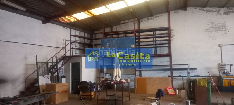 Foto b7f5b56f-01f0-48fb-abaf-5374624e1896. Nau industrial a Almagro