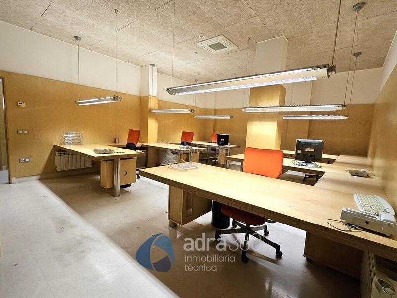 Foto 6315af1d-a622-4c34-b7ad-b2c315773a56. Oficina se vende oficina en csur en Gran Via Logroño