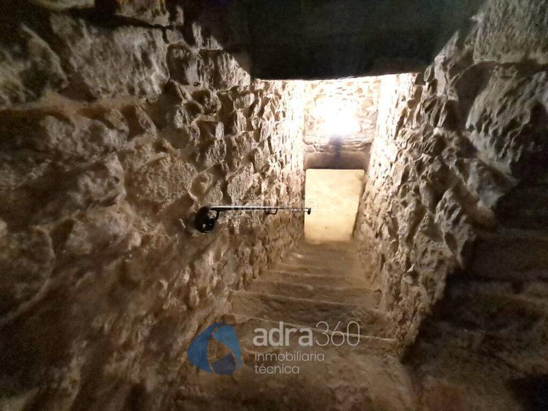 Foto 76067eab-1a4b-4af4-b7c9-e81f36416134. Local comercial se vende merendero cmayor con calado en Logroño