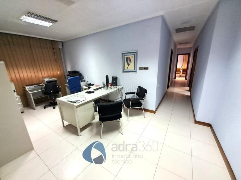 Foto 6db43955-f7c4-40e7-867d-902d981ccf34. Office space in Gran Via Logroño