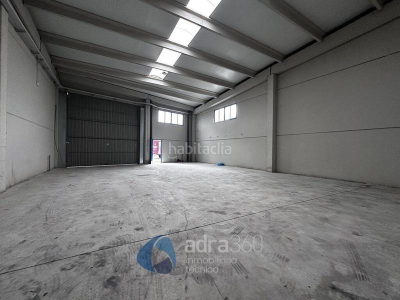 Foto 473ab93a-2518-4ace-b55a-f687b3d78f5f. Miete fabrikhalle in Oyón / Oion