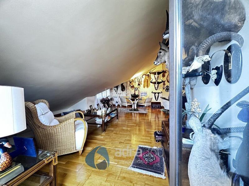 Foto 066388b8-b9e7-4b19-8799-de081ce6cc48. Casa con riscaldamento piscina in Lardero