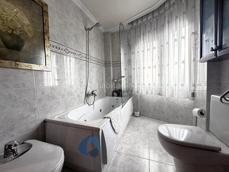 Foto 37a6dbc7-a65d-4a8f-9ece-d0c6760d13ba. Casa con riscaldamento piscina in Lardero