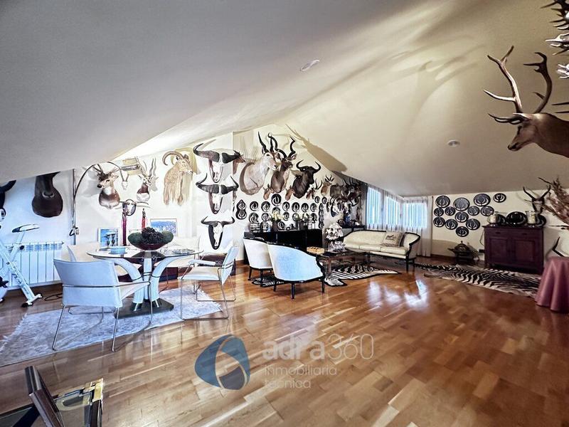 Foto 4630769d-85aa-4f3d-be09-0d6ab20868b6. Casa con riscaldamento piscina in Lardero