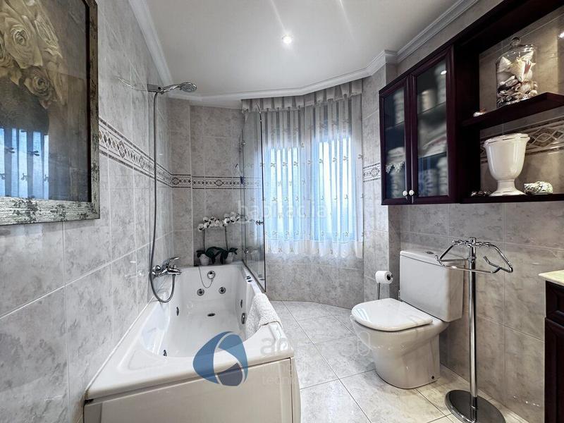 Foto c7641708-a42e-47de-9b15-dfbfcdfbc0e9. Casa con riscaldamento piscina in Lardero