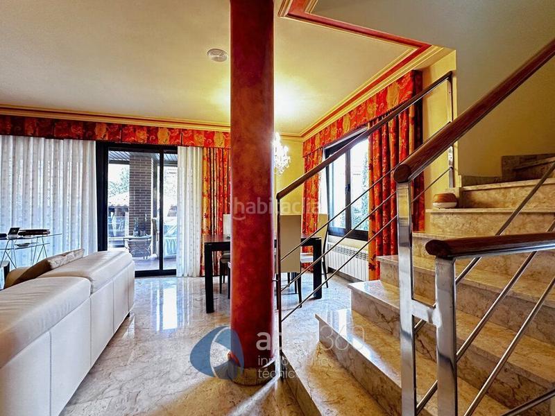 Foto d28e18ec-a9d6-4809-9080-f3ad5f17dcdc. Casa con riscaldamento piscina in Lardero