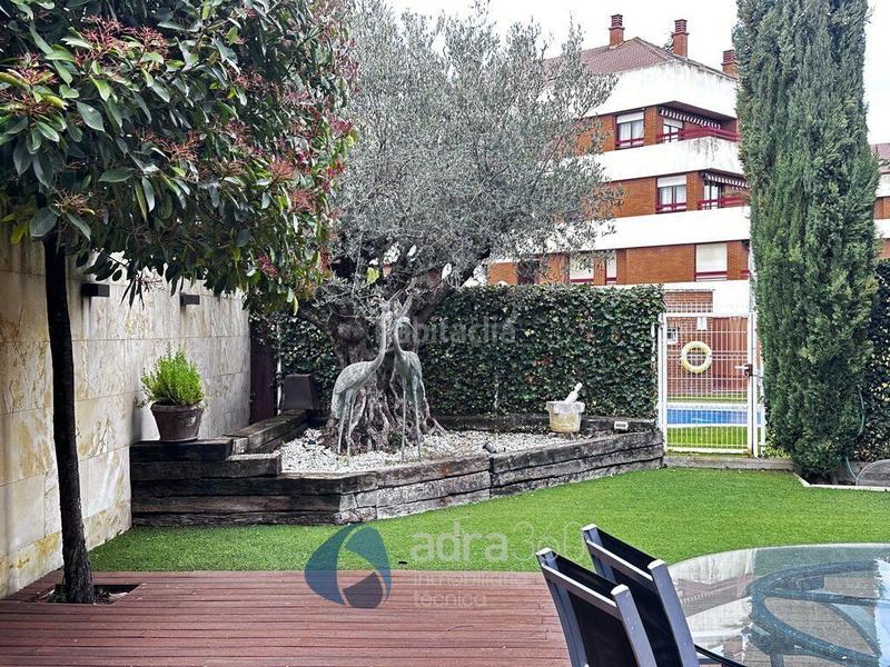 Foto d3752548-e1fa-47c9-b3b9-6e003435ac3c. Casa con riscaldamento piscina in Lardero