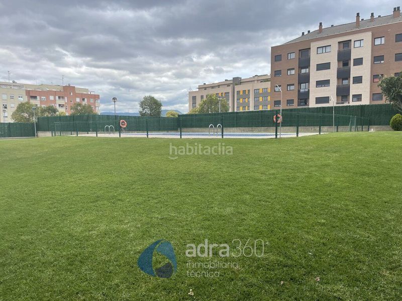 Foto 7addcbba-484b-4db4-beb6-06e3ffd1f999. Local comercial a Lardero