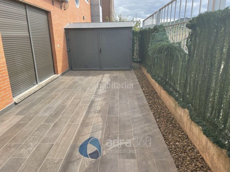 Foto 834f5a29-a8ac-4975-8a1d-4cdce454f5fa. Local comercial a Lardero