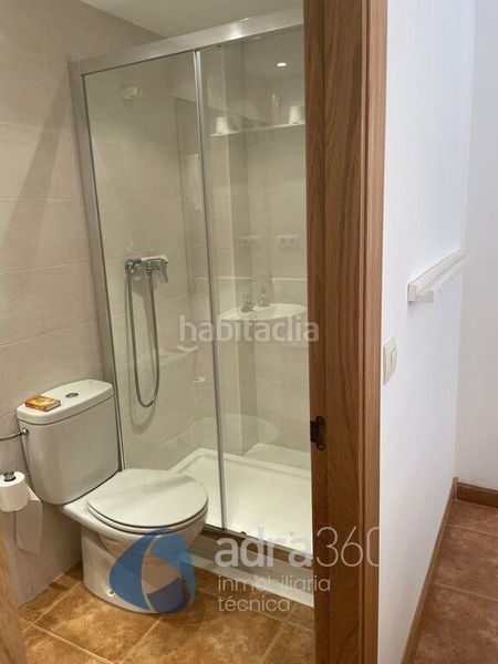 Foto c9bed892-4a09-47e1-aed2-d8b507c78e2a. Local comercial a Lardero