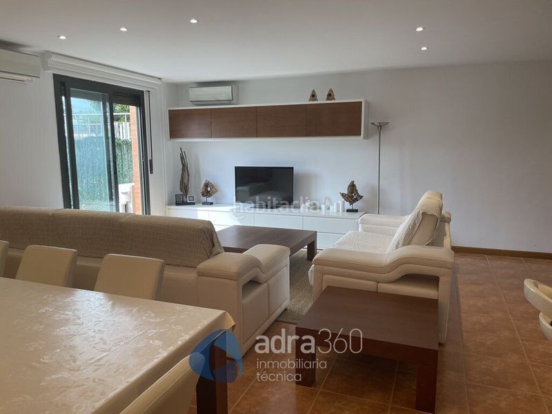 Foto e7a2c0d4-7817-46d3-b236-dd107c1746f1. Local comercial a Lardero