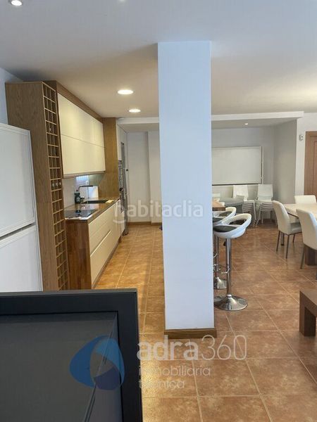 Foto fcf2aeba-f1b3-40d1-a4bb-a6b095920242. Local comercial a Lardero