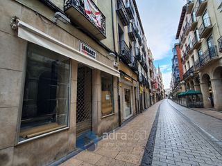 Lloguer Local Comercial  Portales. Se alquila local en cportales