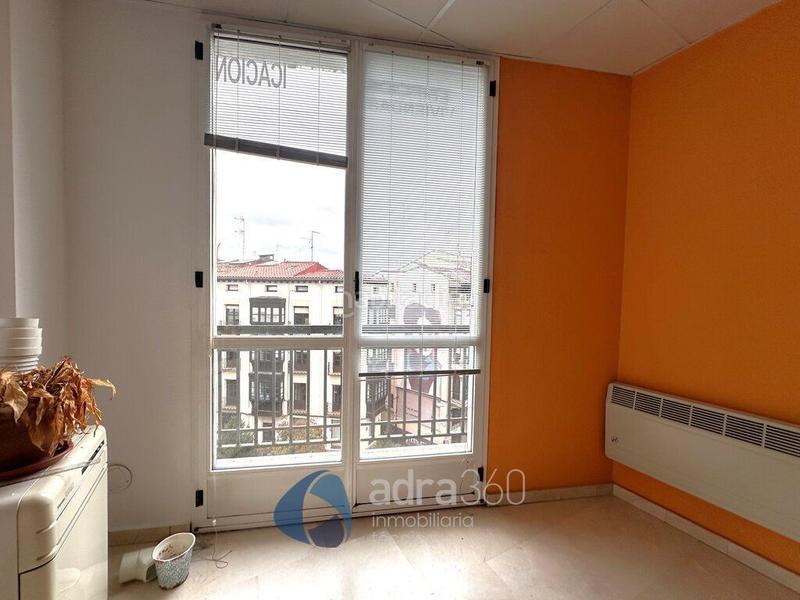 Foto 2e0a2ae8-7704-445e-80af-4d850fe318ab. Location bureau avec chauffage dans Gran Via Logroño