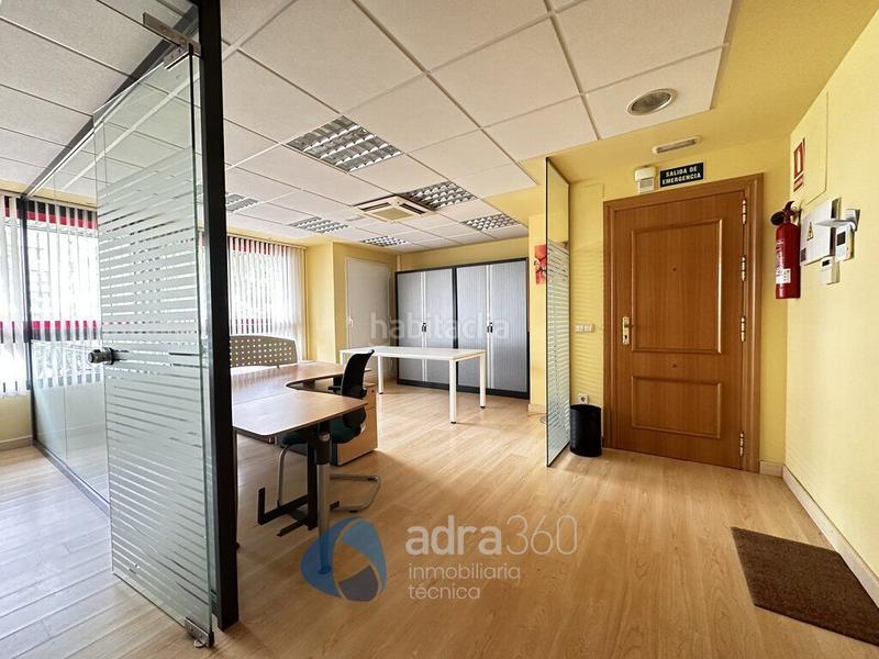 Foto 0c70e2cf-328f-475e-996a-186df7d08a8d. Alquiler oficina se alquila oficina en cpiqueras en Logroño