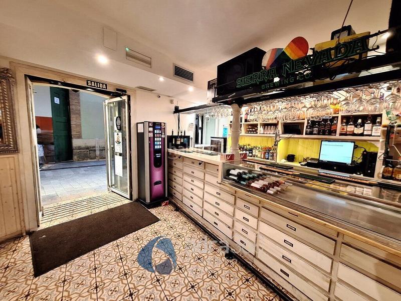 Foto f303e4c2-e18a-4a73-8af6-c17bed50f888. Lloguer local comercial a Gran Via Logroño