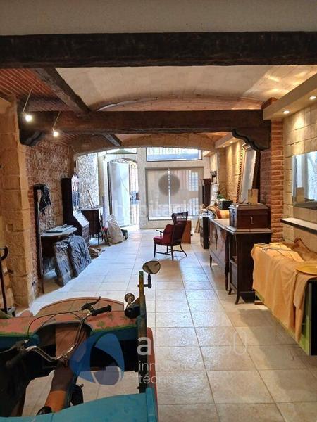 Foto 859ba49e-9dd8-400e-acd1-c24c7d824e90. Alquiler local comercial se alquila local ubicado en maría teresa gil de garate. en Logroño