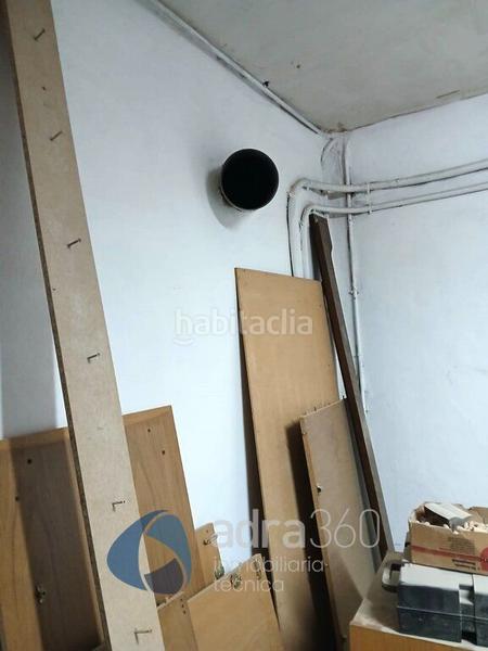 Foto b8d2ddb8-e5bb-440a-ac51-96431f5b18b7. Location local commercial dans Gran Via Logroño