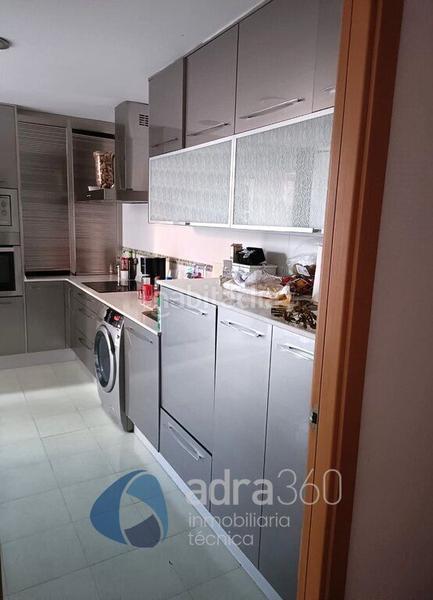 Foto 475711a9-10ce-4ed4-b487-32dafdb8ee1f. Duplex con riscaldamento piscina in Lardero