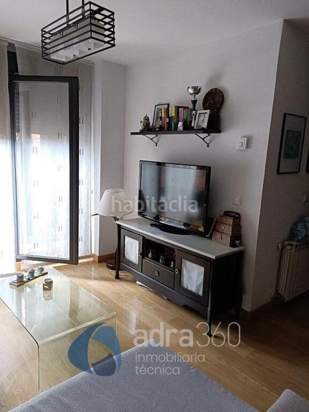 Foto b90ae30a-1a0b-43a7-a57d-24f1d7bd79fa. Duplex con riscaldamento piscina in Lardero