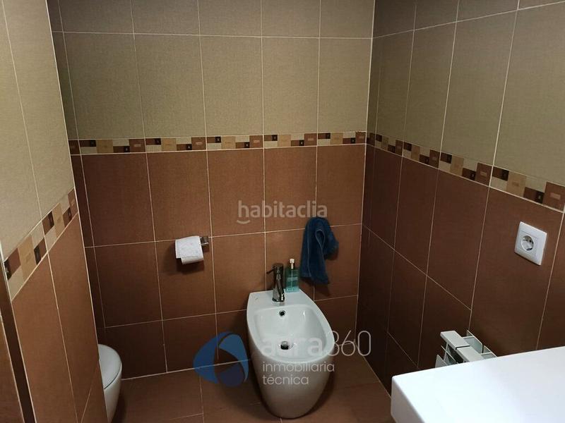 Foto c8649aa4-7dbf-4a0f-a082-1dded6efd2bf. Duplex con riscaldamento piscina in Lardero