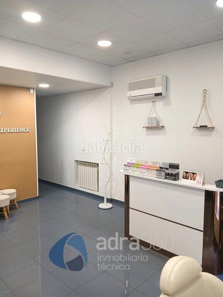 Foto 8c045b1f-637b-43c3-9c98-98d0445c8e54. Alquiler local comercial se traspasa local ubicado en ccigeña. en Logroño