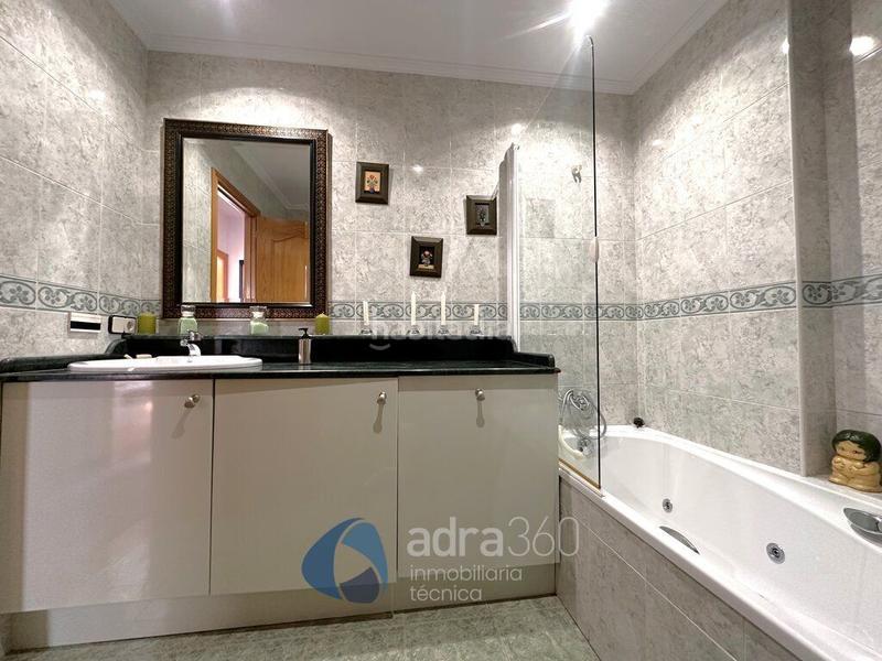 Foto 25d30bf5-c939-47dc-9d07-1349e46b63dc. Casa se vende chalet en Navarrete