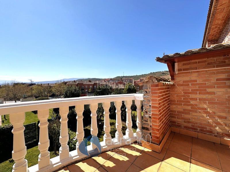 Foto 408b2a05-d2a7-464c-9809-06f723c87b24. Casa se vende chalet en Navarrete