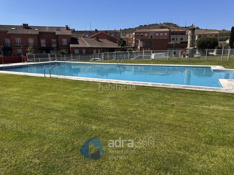 Foto 7a868044-730a-471e-a1f0-b5892ad0dced. Casa se vende chalet en Navarrete