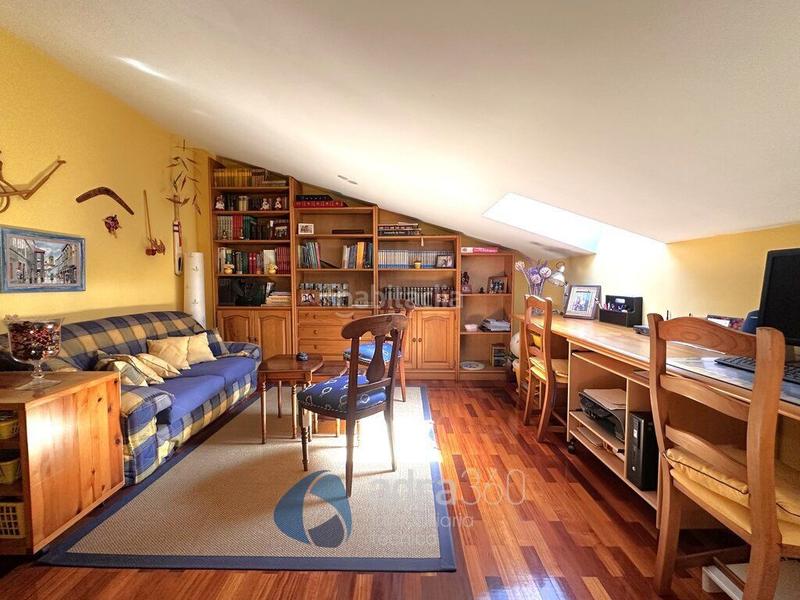 Foto e1e85678-1e93-43c4-b20f-762608bd8bd9. Casa se vende chalet en Navarrete