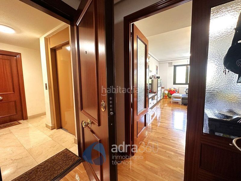 Foto 8c983d9d-790c-48a4-8e7b-fb57c59b31d7. Pis amb calefacció piscina a Portillejo - Valdegastea Logroño