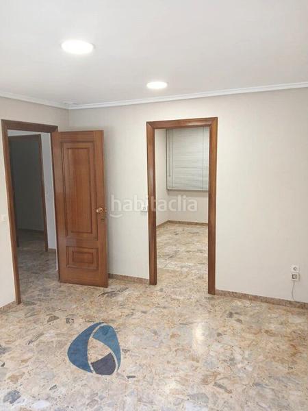 Foto e8f0f361-1730-45c1-a7a5-04842ddffca1. Miete büro in Gran Via Logroño