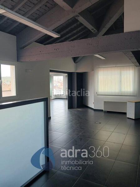 Foto cc2becc6-603c-45a9-b922-87da5202cad4. Miete büro in Casco Antiguo Logroño