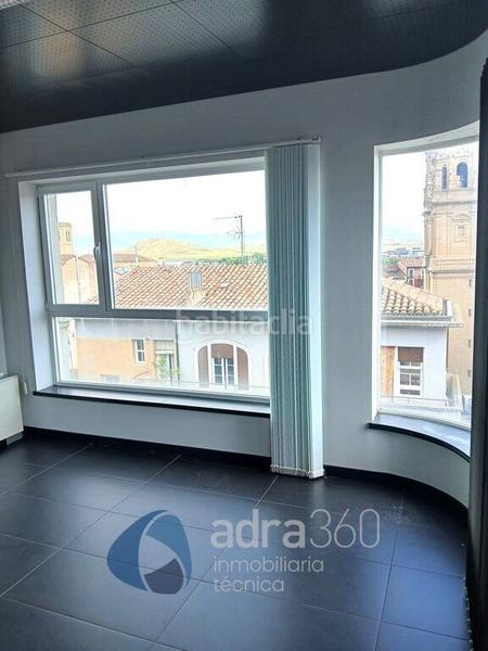 Foto 18b5df56-0432-4807-b0ed-219ff400e0e8. Rent office space in Casco Antiguo Logroño