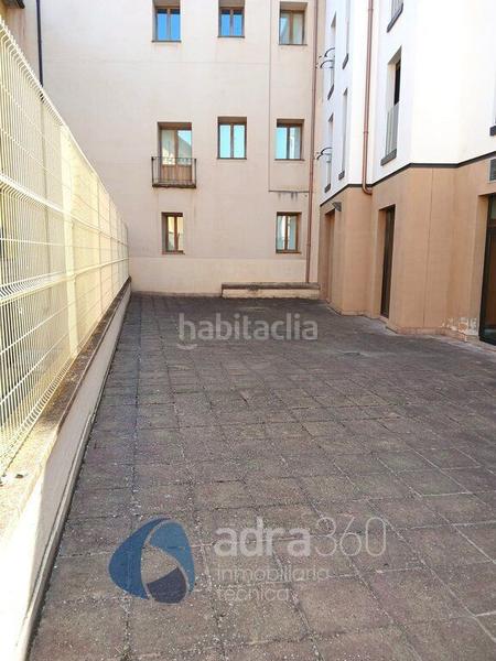 Foto 2b26e1bb-6274-4e2e-81b4-c7c736f927b7. Local comercial se vende local diáfano en c herrerías en Logroño