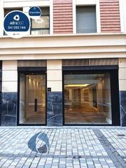Location Local commercial  Siervas de jesús. Se alquila local recientemente acondicionado. centro de logroño