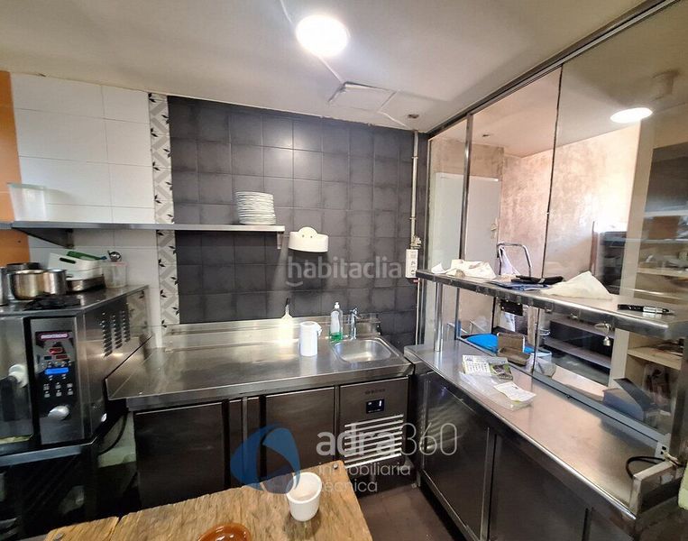 Foto 41e52ab7-4584-4884-9a83-5b62c2b98d24. Local comercial venta de restaurantebar edificio en c laurel en Logroño