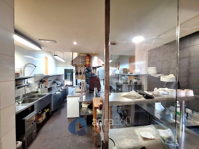 Foto f7b8a69c-afca-4168-80da-062d9e07e885. Local comercial venta de restaurantebar edificio en c laurel en Logroño