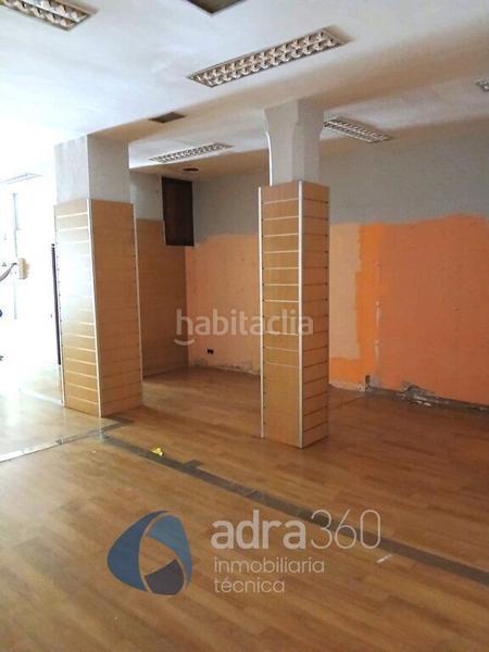 Foto a10c87b2-ae65-4439-baf3-f2f578410ad7. Location local commercial dans Gran Via Logroño