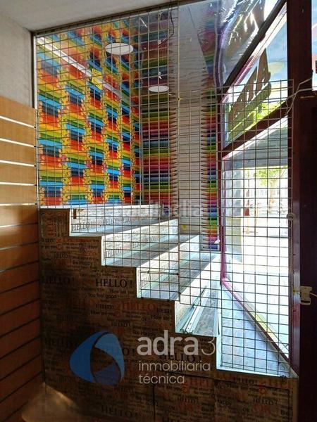 Foto d73080c1-fd75-4ccd-ad1f-e44ac3d12ee5. Location local commercial dans Gran Via Logroño