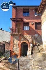 Casa  Pajares. Se vende casa en islallana